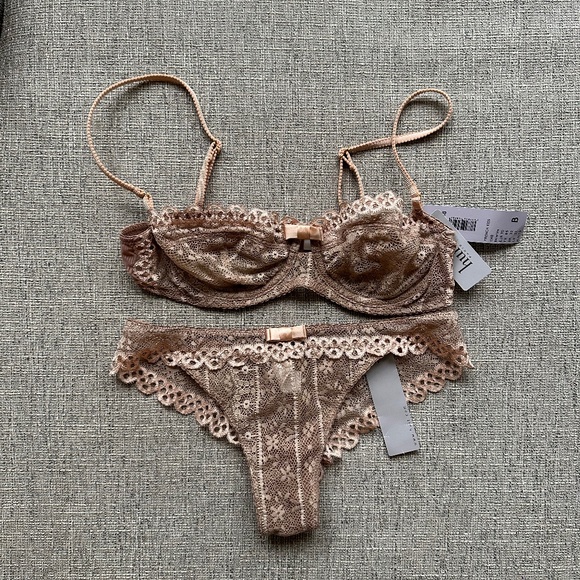 "French Kiss" by Huit Balconette Bra (32b) and Thong (S) - NWT - Picture 7 of 8